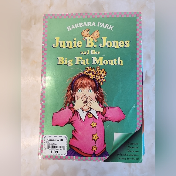 7 Junie B. Jones Chapter Books - Picture 6 of 8